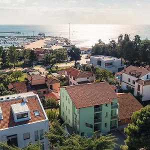 Andrea House With Umag