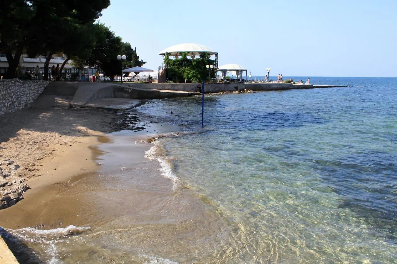 Apartments With A Parking Space Umag - 6995