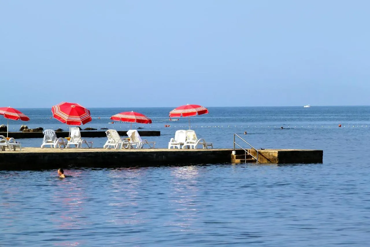 Apartments With A Parking Space Umag - 6995 Croatia